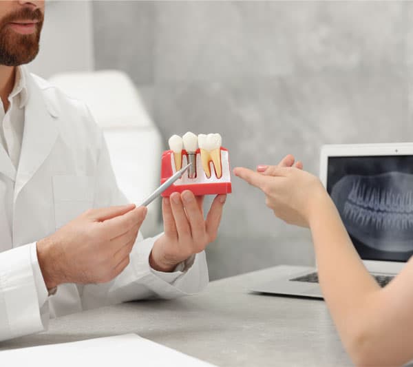 Implantes dentales en Lugo